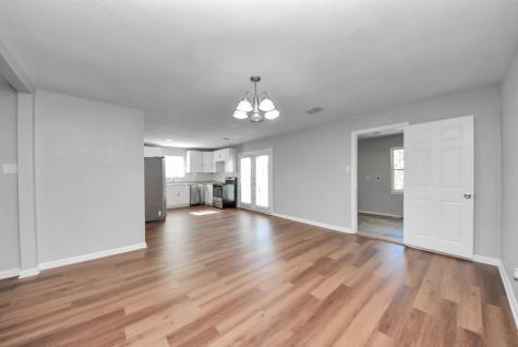 210 S 6th Street La Porte TX 77571