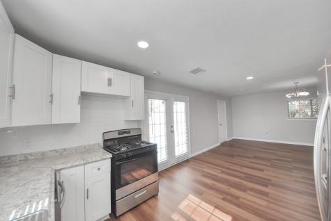 210 S 6th Street La Porte TX 77571