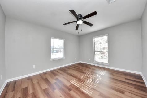 210 S 6th Street La Porte TX 77571