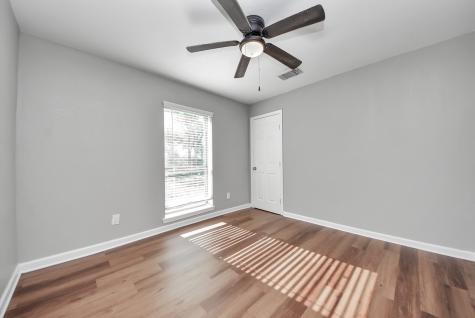210 S 6th Street La Porte TX 77571