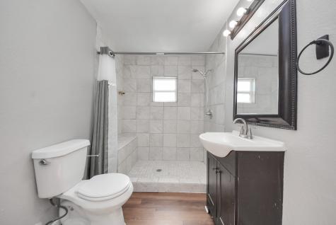 210 S 6th Street La Porte TX 77571