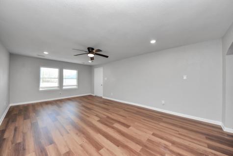 210 S 6th Street La Porte TX 77571