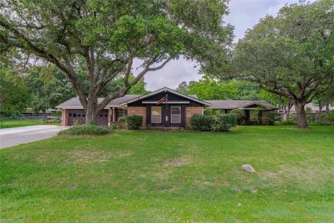 2330 W Dumble Street Alvin TX 77511