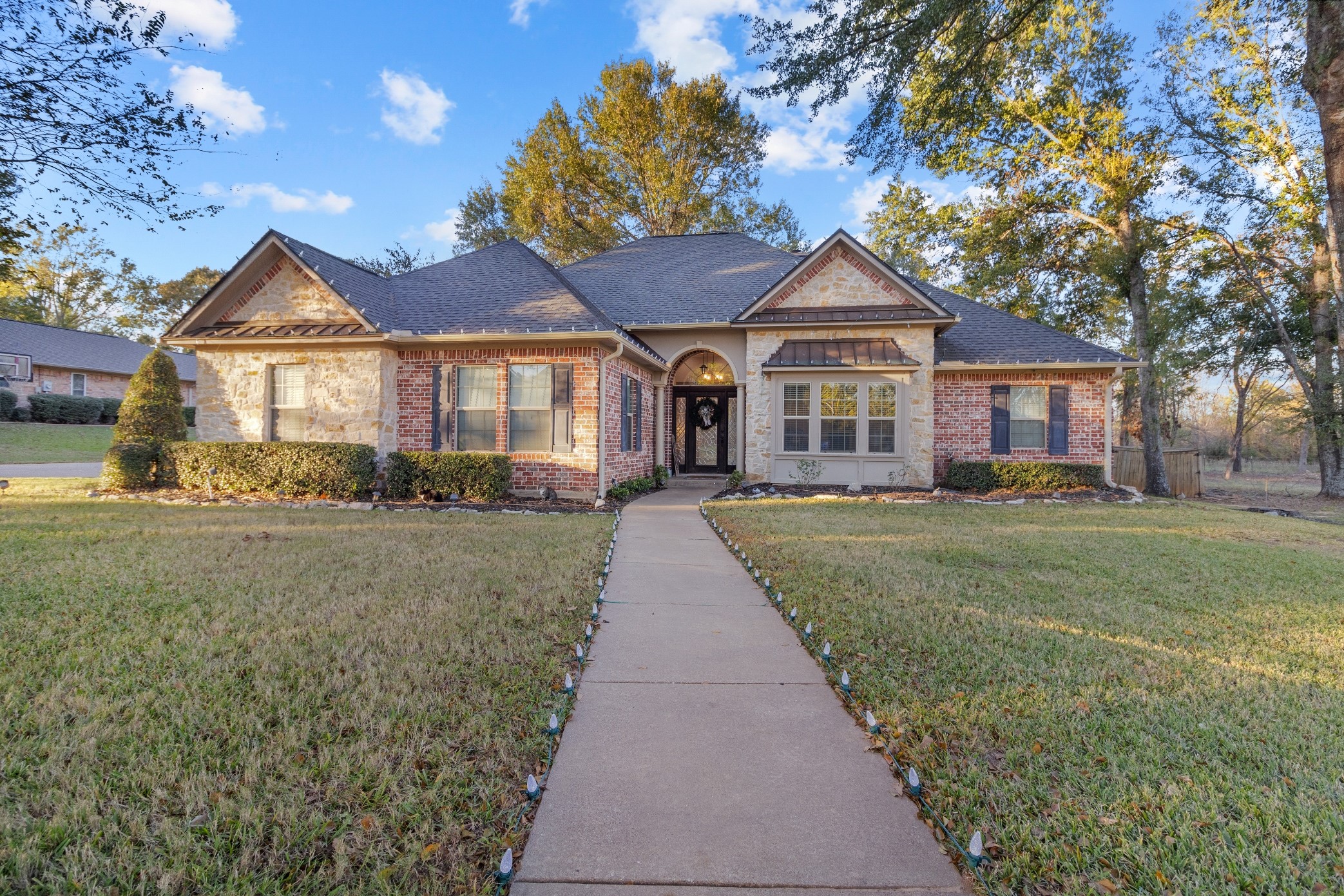 215 Richland Drive Palestine TX 75801