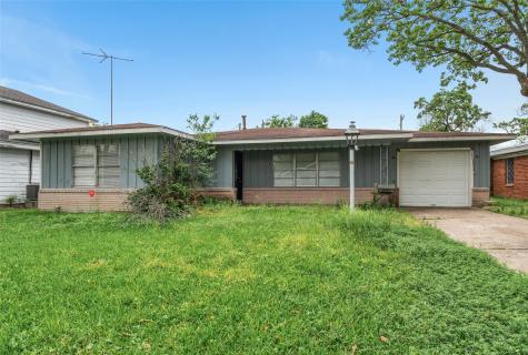 2009 14th Avenue N Texas City TX 77590