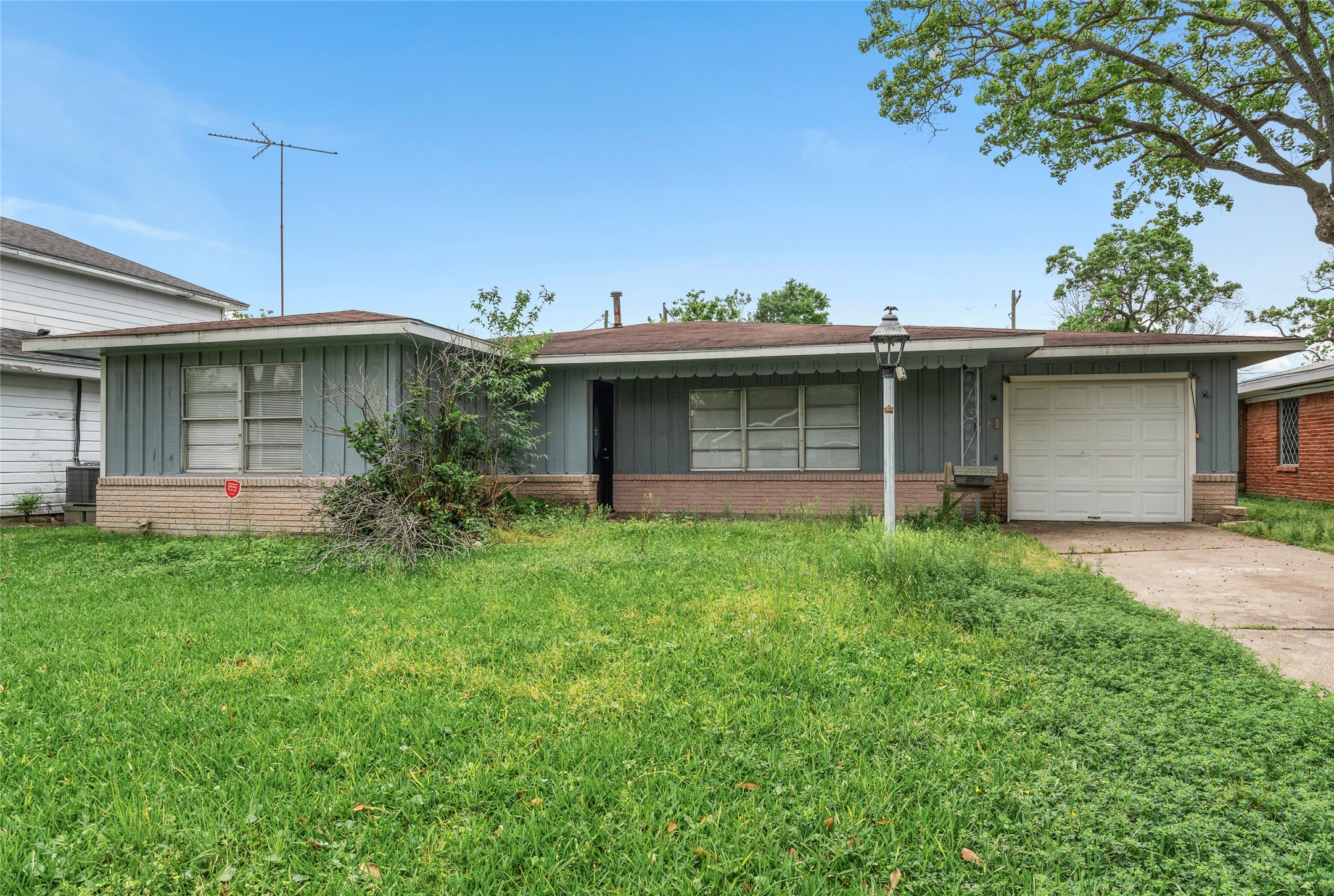 2009 14th Avenue N Texas City TX 77590