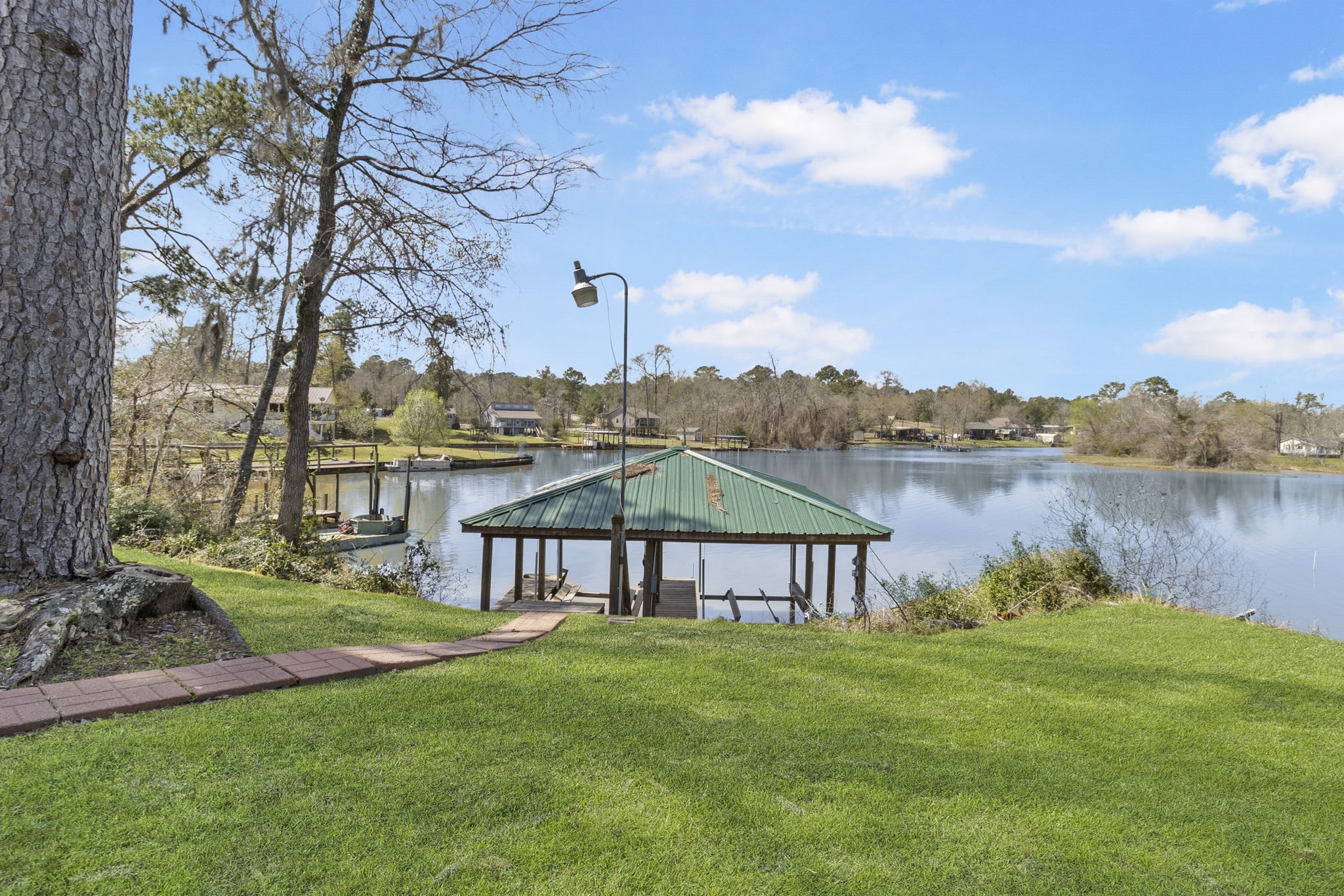 1281 Creeklake Drive Onalaska TX 77360
