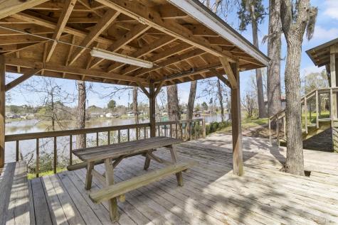 1281 Creeklake Drive Onalaska TX 77360
