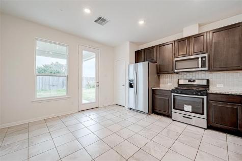 6031 Diamond Sky Lane Houston TX 77048