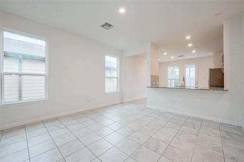 6031 Diamond Sky Lane Houston TX 77048
