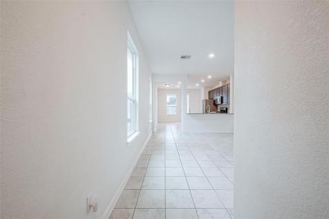 6031 Diamond Sky Lane Houston TX 77048