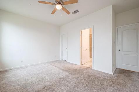 6031 Diamond Sky Lane Houston TX 77048