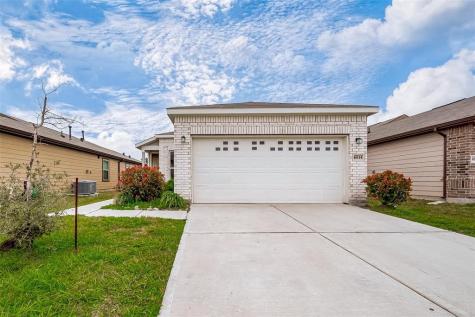 6031 Diamond Sky Lane Houston TX 77048