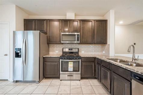 6031 Diamond Sky Lane Houston TX 77048