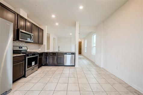 6031 Diamond Sky Lane Houston TX 77048