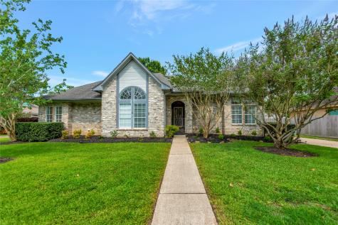 1206 Lake Country Drive Seabrook TX 77586