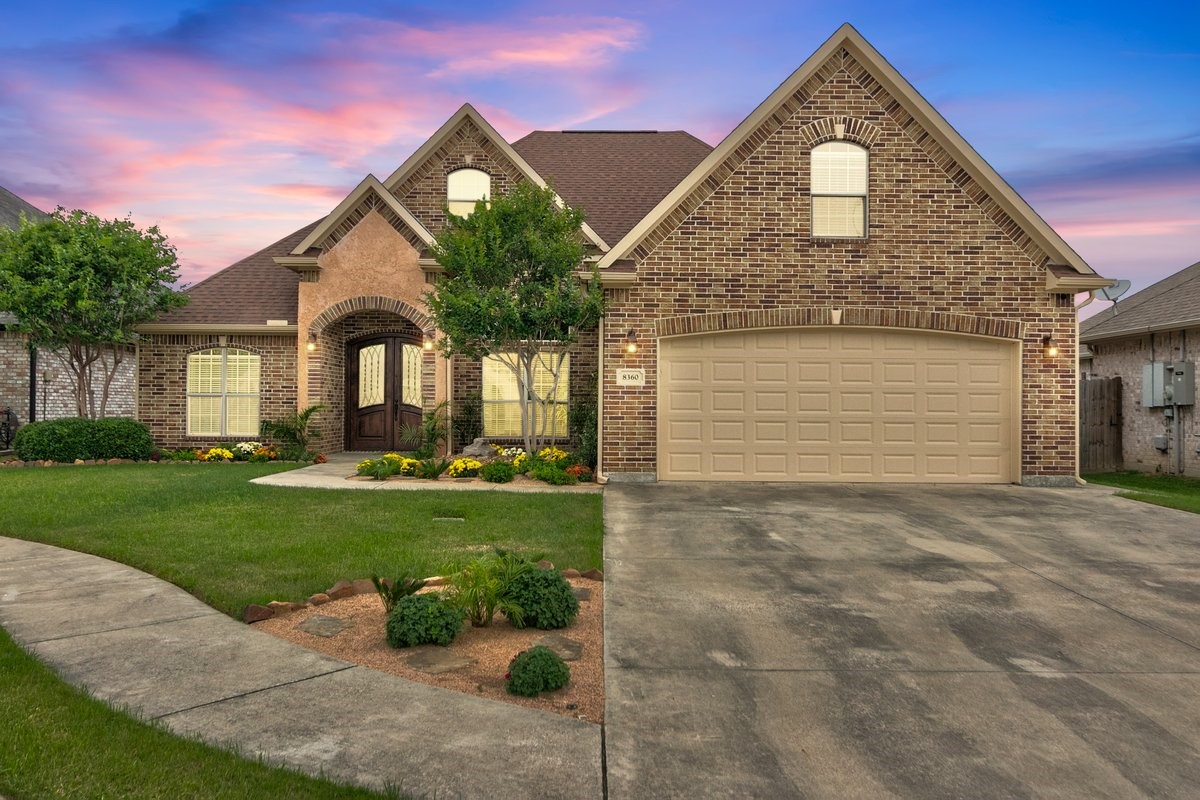 8360 Lake Placid Drive Nederland TX 77627