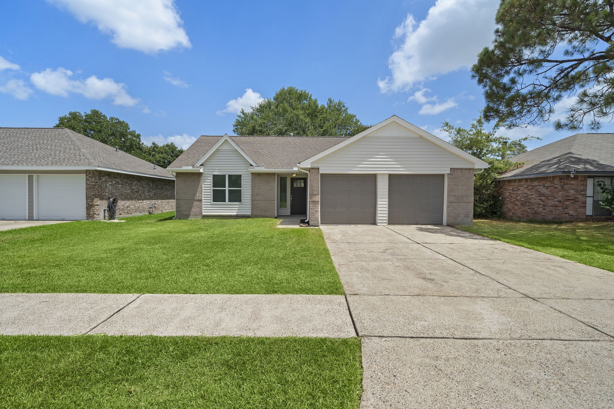 10829 W Mulberry Drive La Porte TX 77571