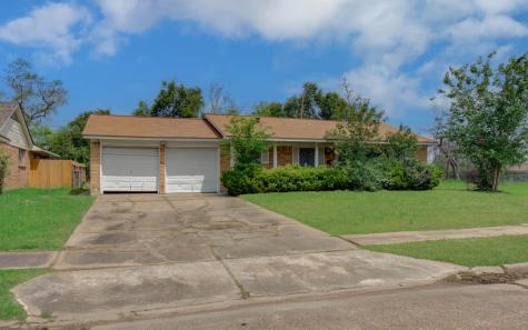 4106 Woodmont Drive Houston TX 77045