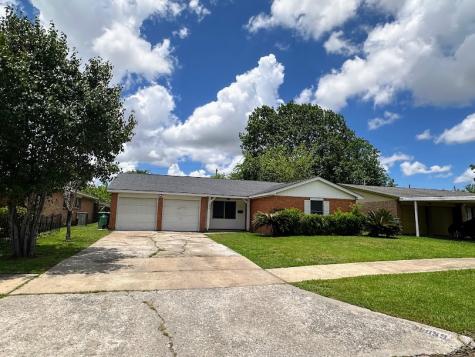 859 Sulphur Street Houston TX 77034