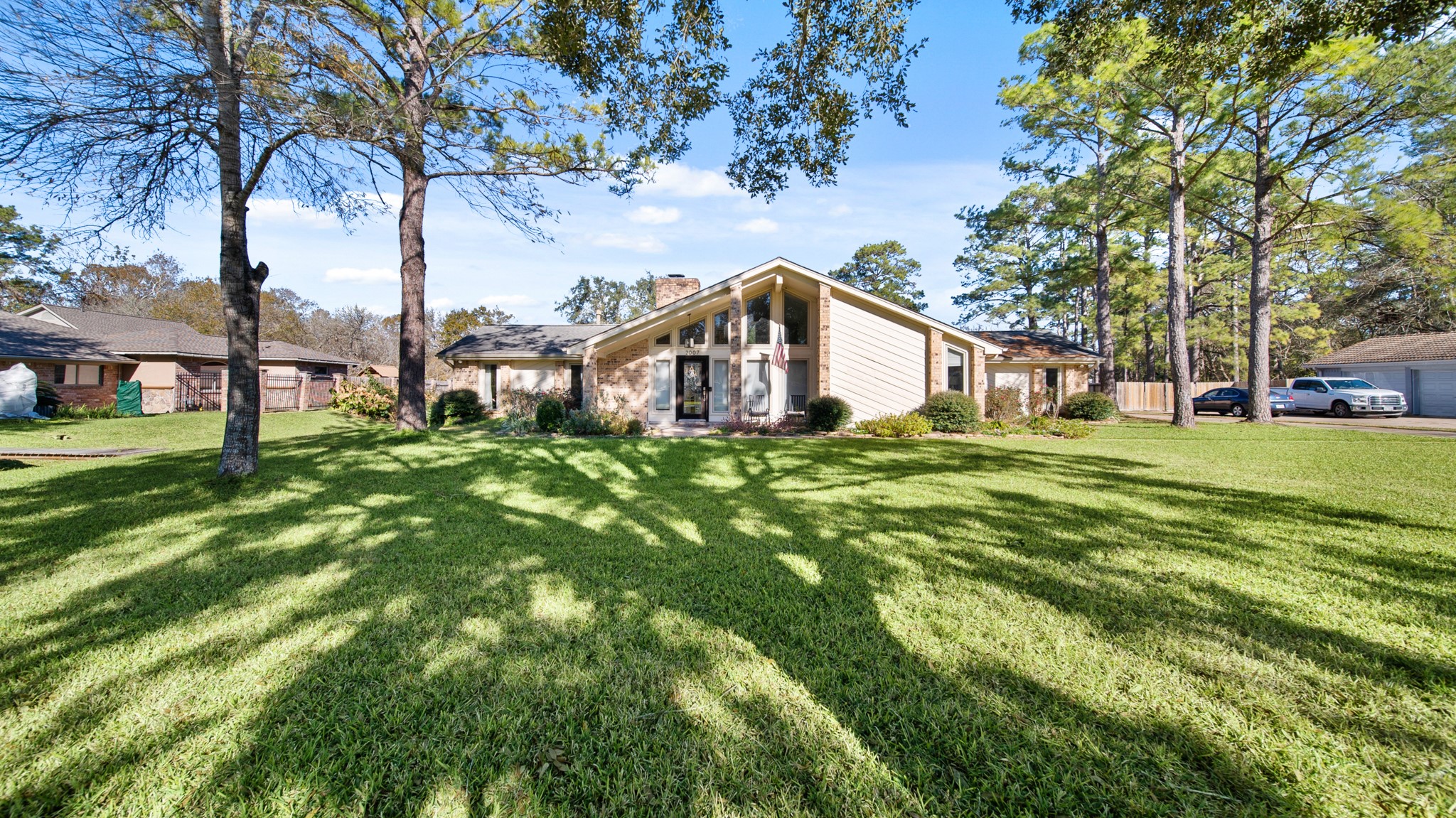 2007 Mckissick Drive Friendswood TX 77546