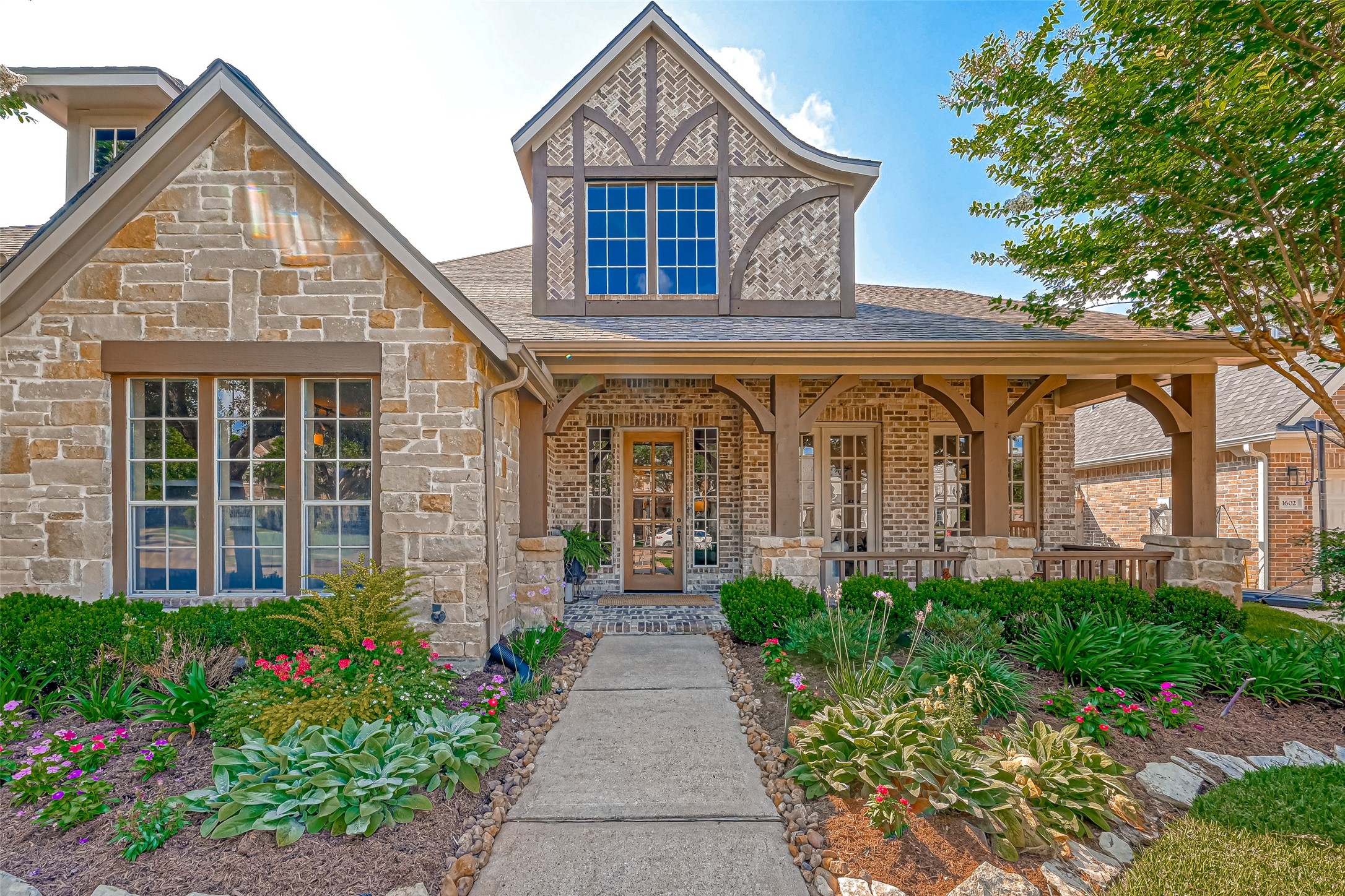 1606 Turning Leaf Court Sugar Land TX 77479