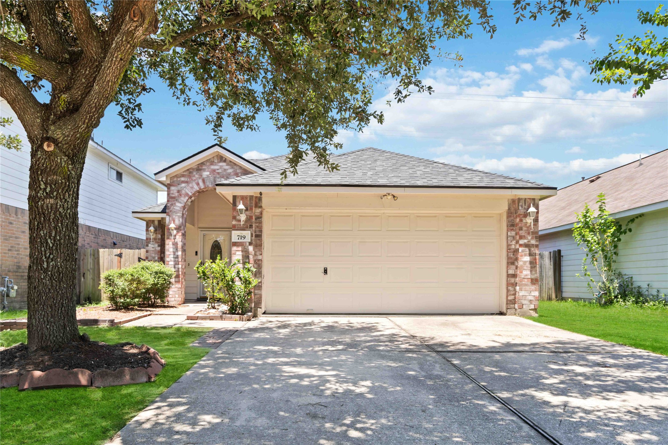 719 Hollandbridge Lane Houston TX 77073