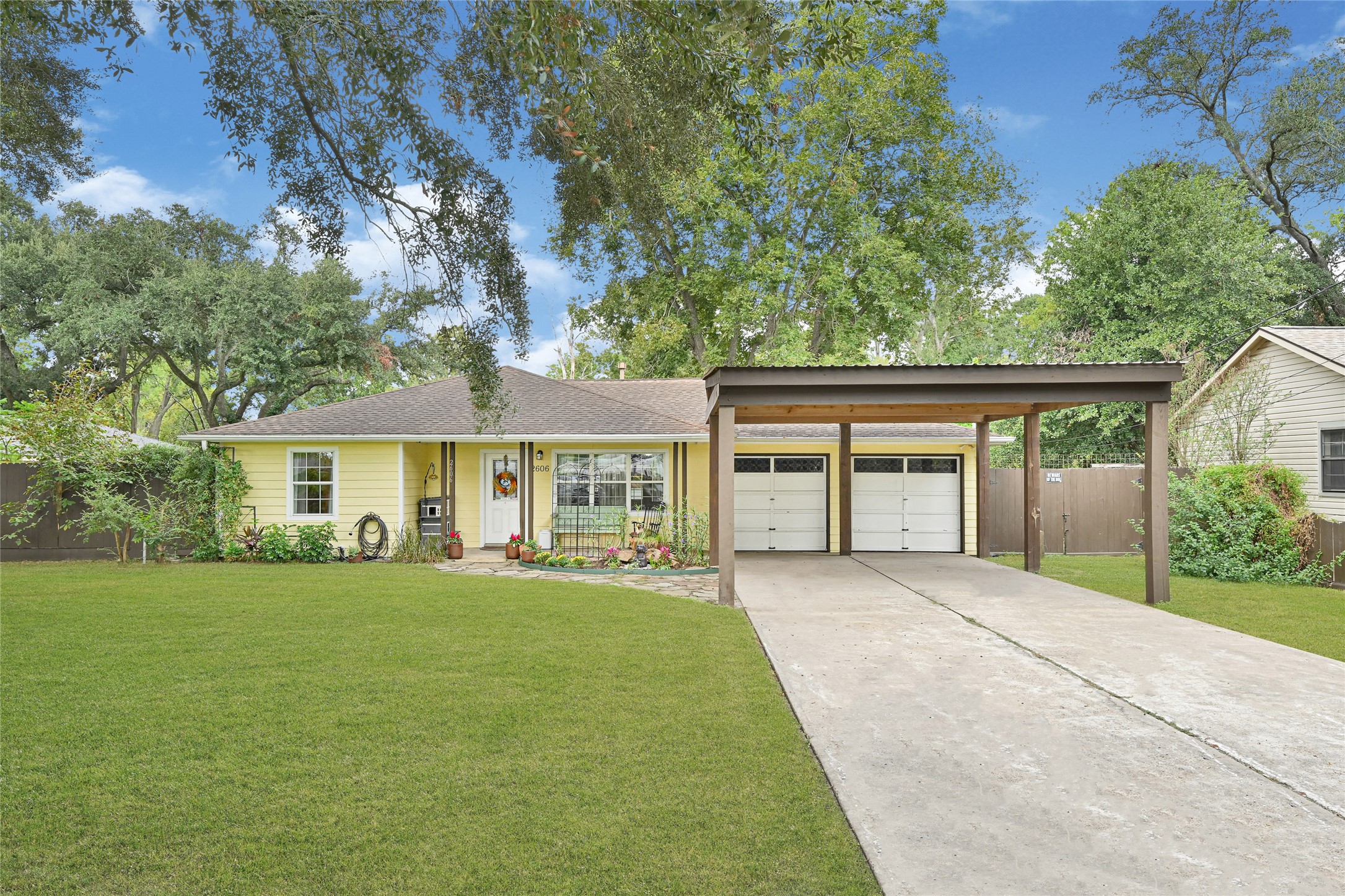 2606 Morning Glory Drive Pasadena TX 77503