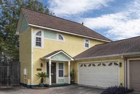 1438 Ashland Street Houston TX 77008