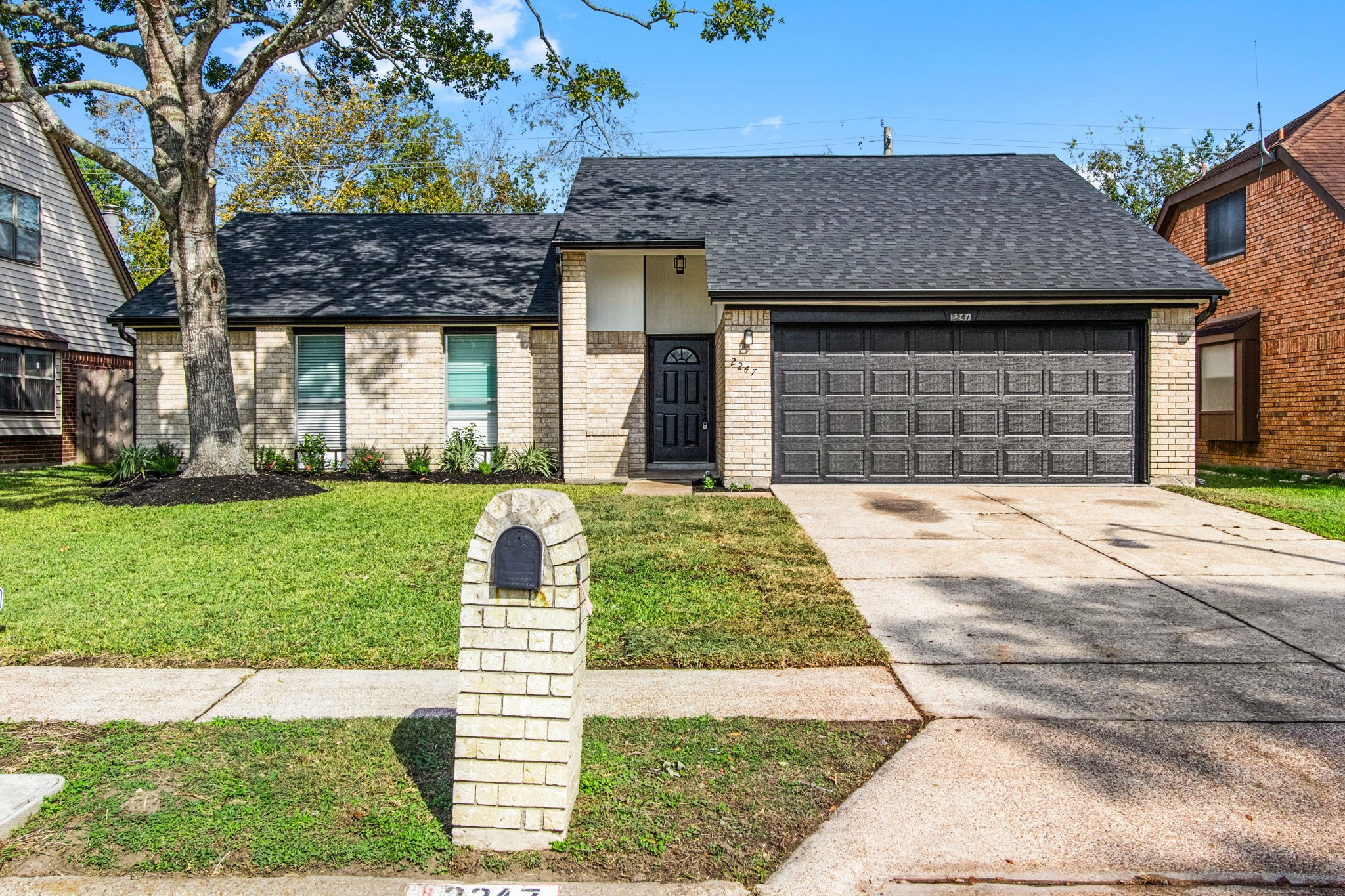 2247 Pilgrims Point Drive Friendswood TX 77546