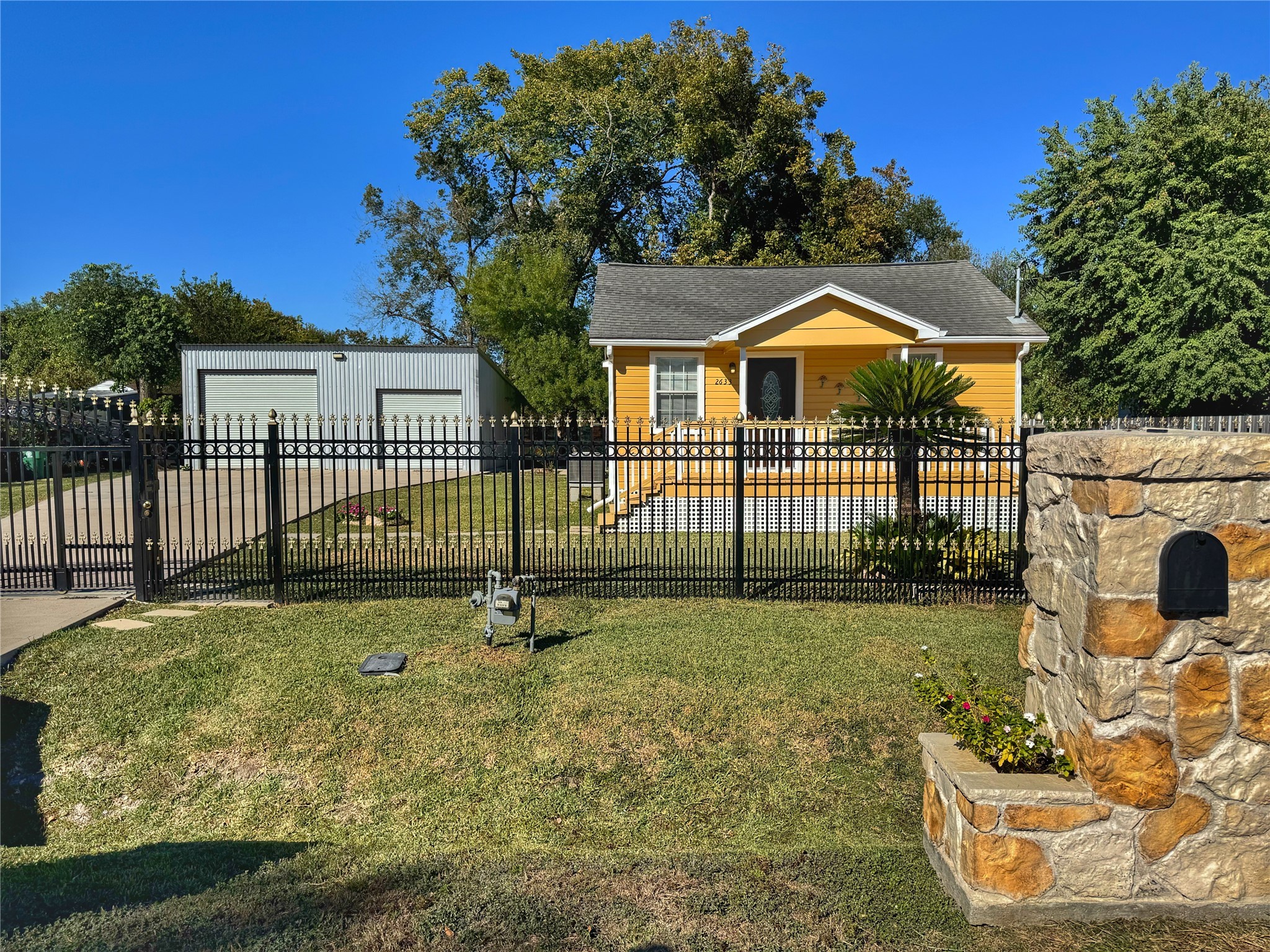 2633 Hollis Street Houston TX 77093