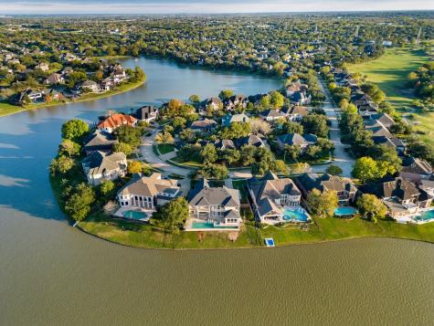 2615 W Bainbridge Circle Pearland TX 77584