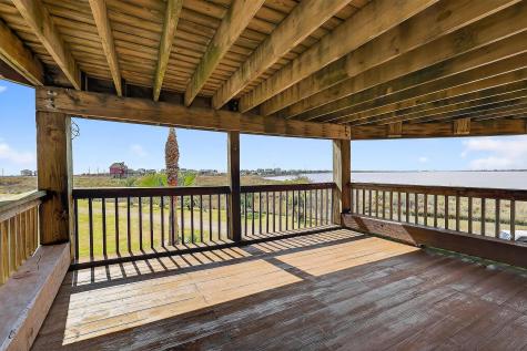 1124 Faggards Road Gilchrist TX 77617