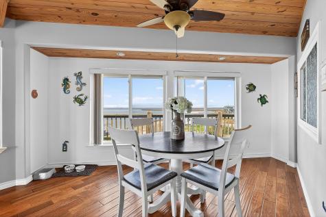 1124 Faggards Road Gilchrist TX 77617