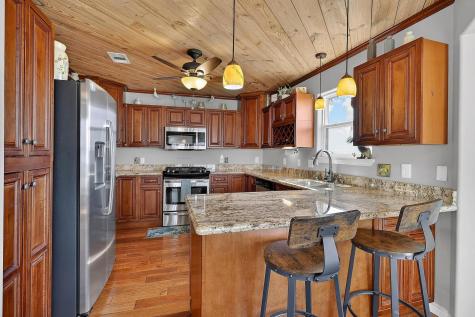 1124 Faggards Road Gilchrist TX 77617