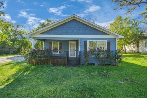 204 N 12th Street Highlands TX 77562