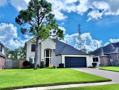 425 Blossomwood Drive League City TX 77573