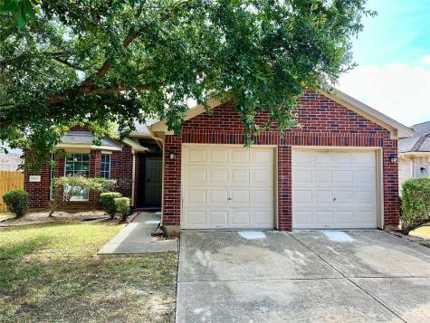 8319 Castle Crest Court Houston TX 77083