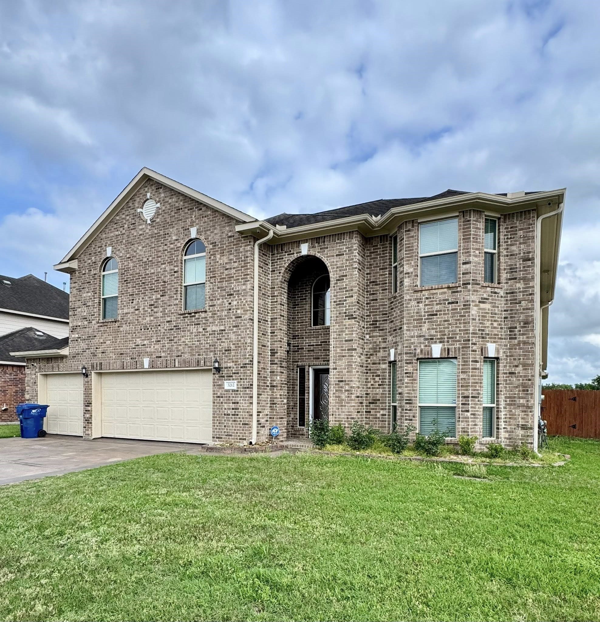 3212 El Camino Street Bay City TX 77414