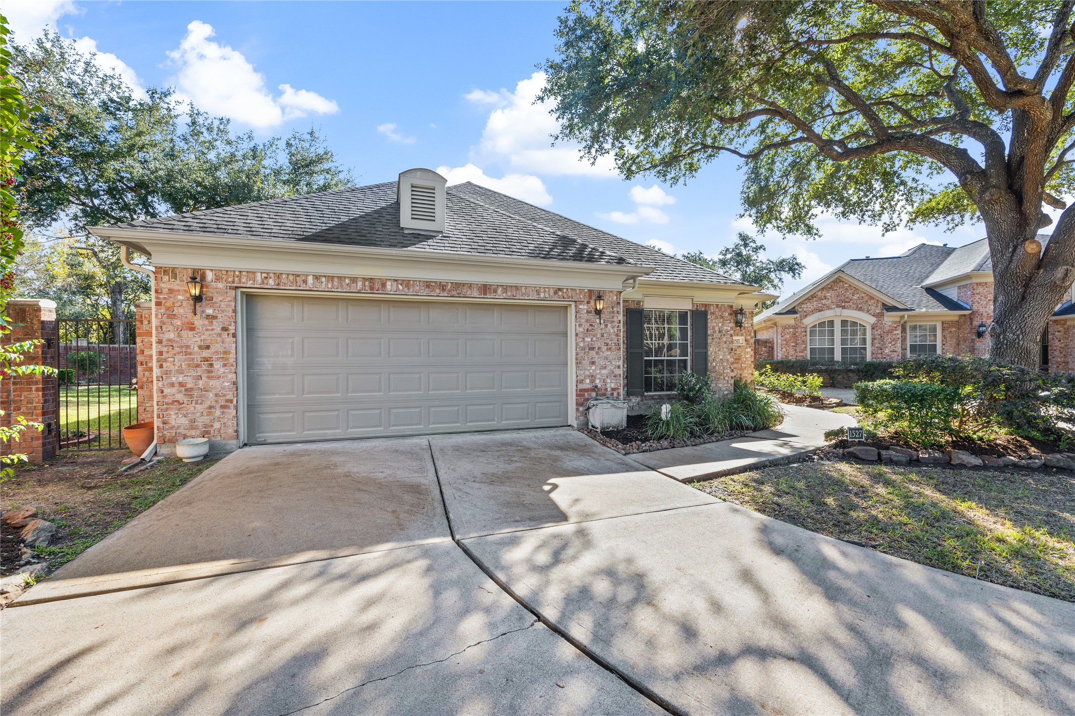 1527 Sheltons Bend Court Houston TX 77077