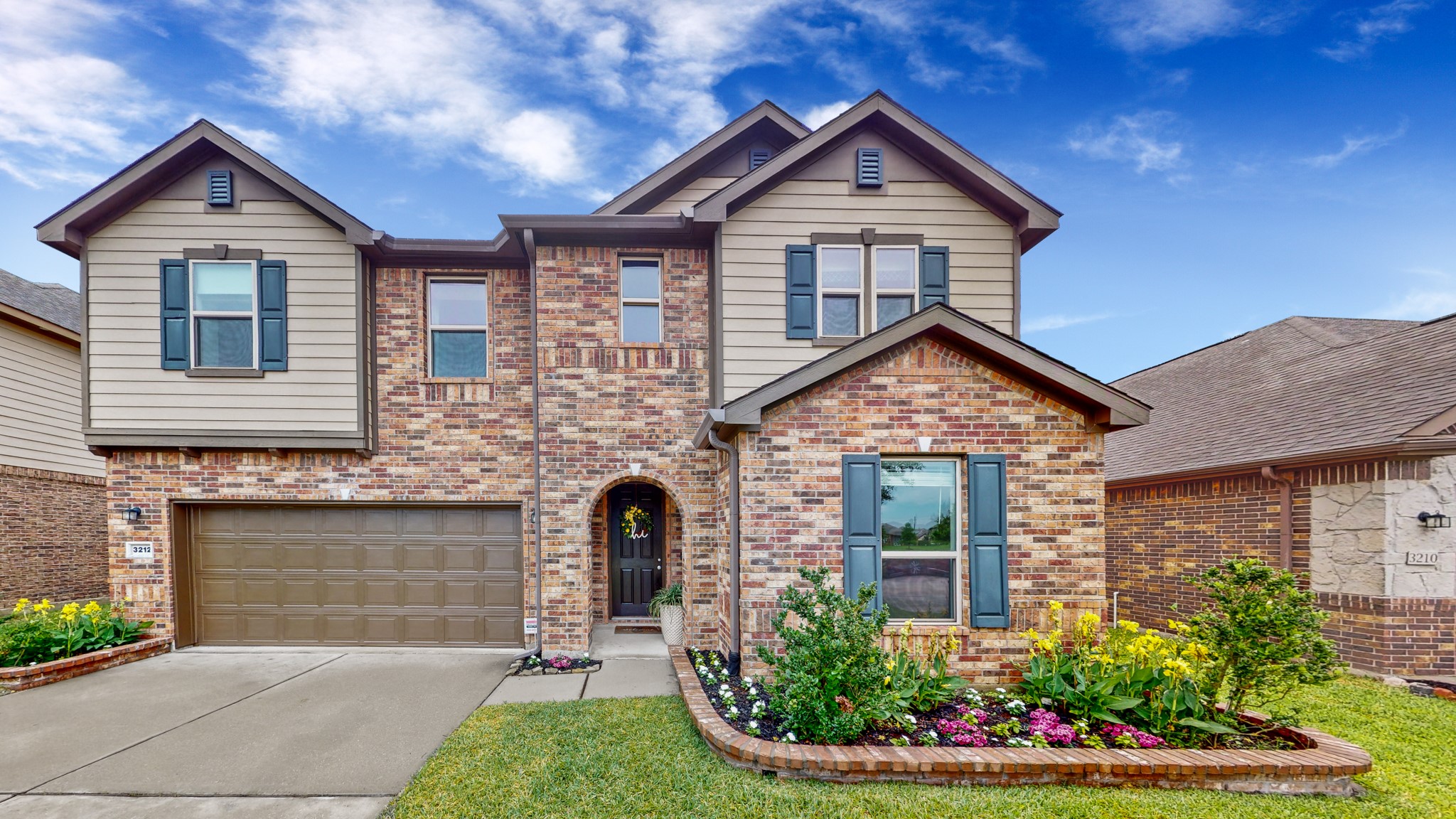 3212 Laurel Bend Lane Pearland TX 77584