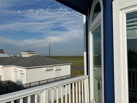 18902 W De Vaca Lane Galveston TX 77554