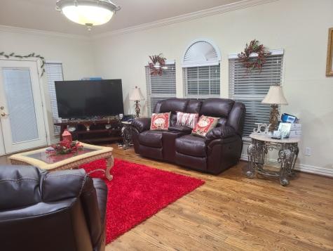 510 Shaver Street Pasadena TX 77506