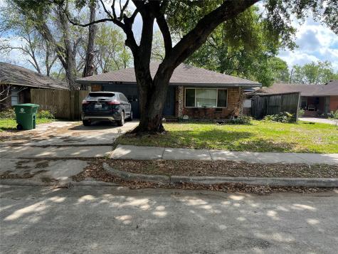 9821 Woodwind Drive Houston TX 77025