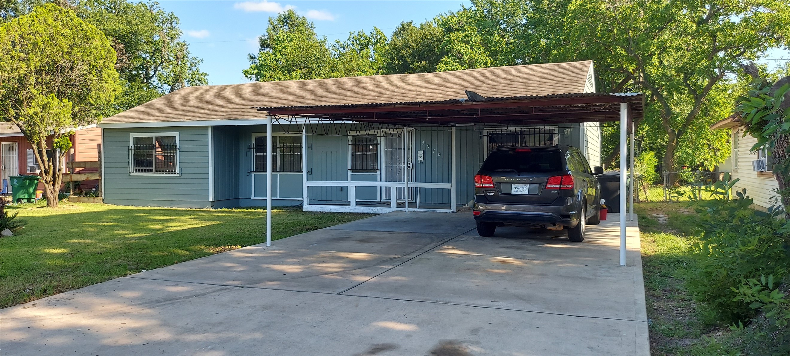 5970 Southmont Street Houston TX 77033