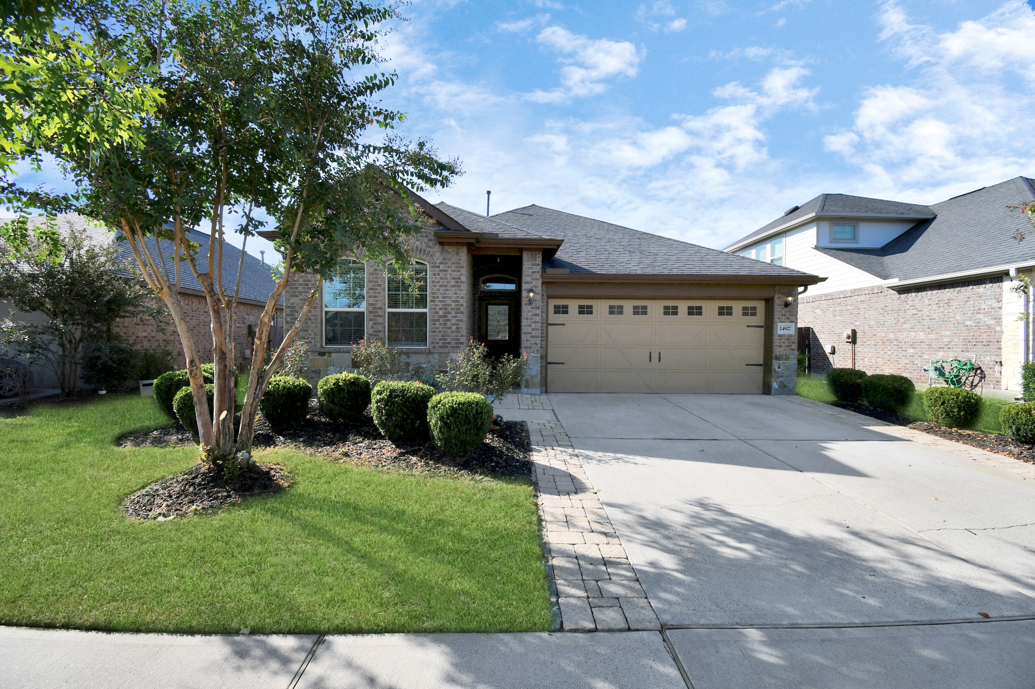 24927 Lakecrest Glen Drive Katy TX 77493