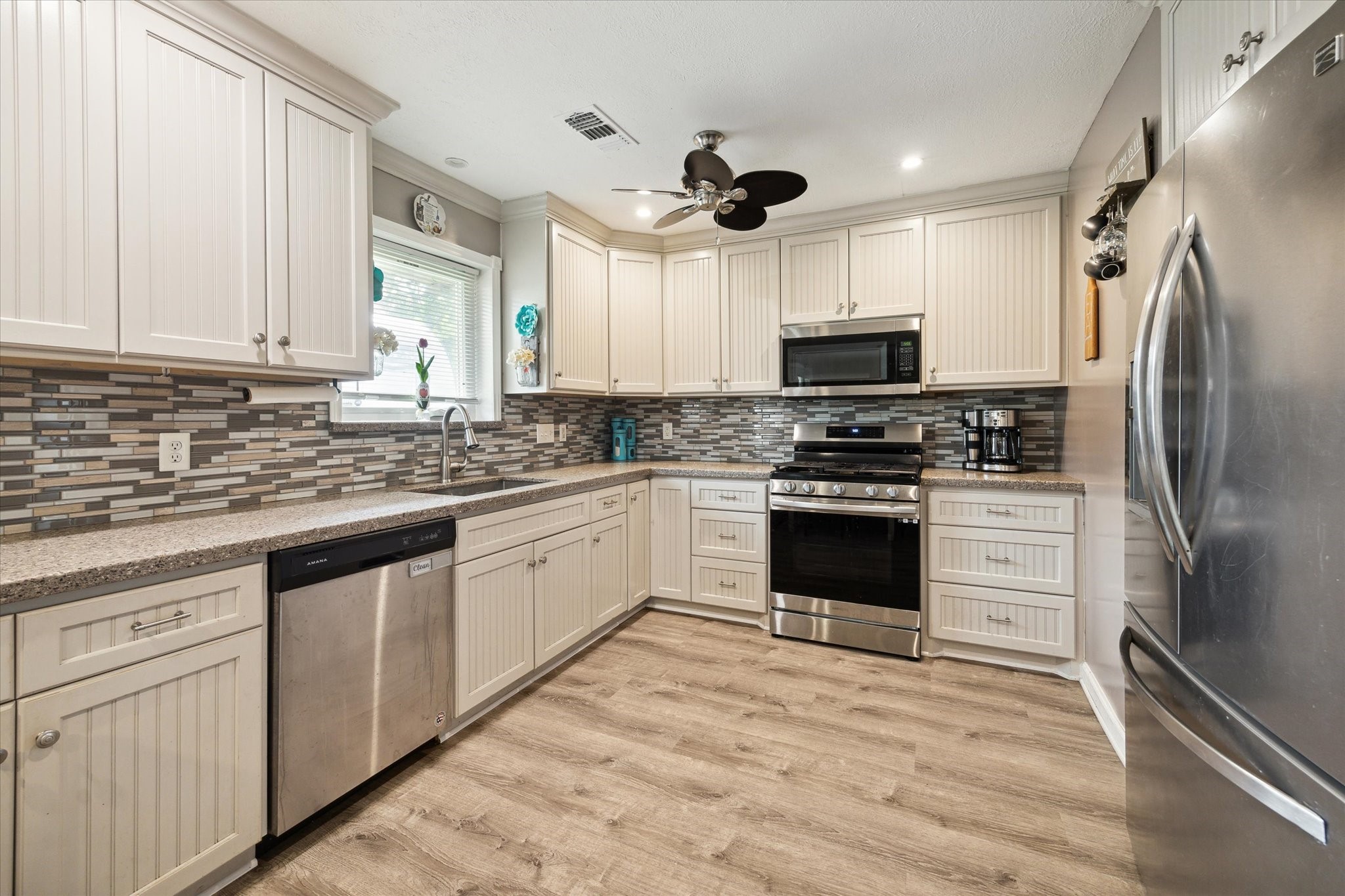 4123 Lou Anne Lane Houston TX 77092