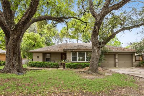 8522 Greenbush Street Houston TX 77025