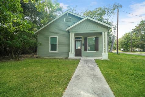 500 S 11th Street Silsbee TX 77656