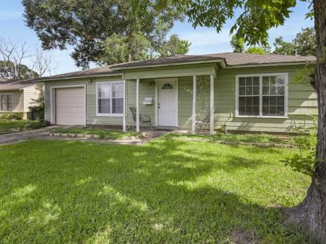 6515 Flamingo Drive Houston TX 77087